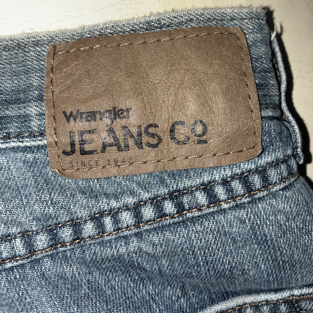 Wrangler Men Jeans 31x30 Blue Loose Straight Leg Denim 97TBWJF